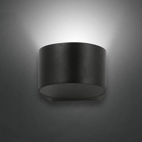 Lao LED Wandlampe IP65 Schwarz, elegante Wandleuchte aus schwarzem Material.