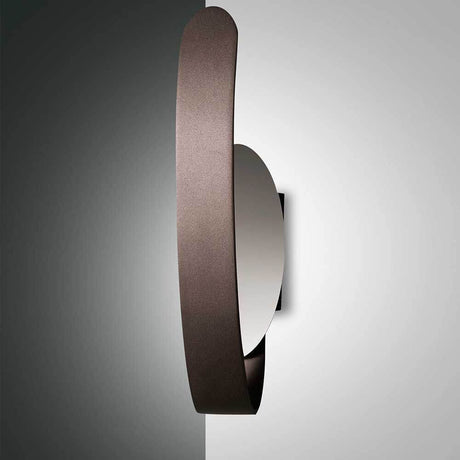 Levanto LED Wandleuchte Metall in modernem Design, elegantes Metallfinish für stilvolle Innenräume.