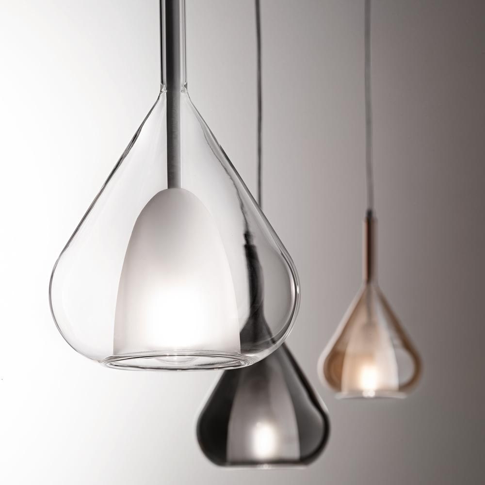 Lila moderne Glas-Pendelleuchte Transparent mit warmem Licht und transparentem Borsilikatglas, stilvolle Raumbeleuchtung.