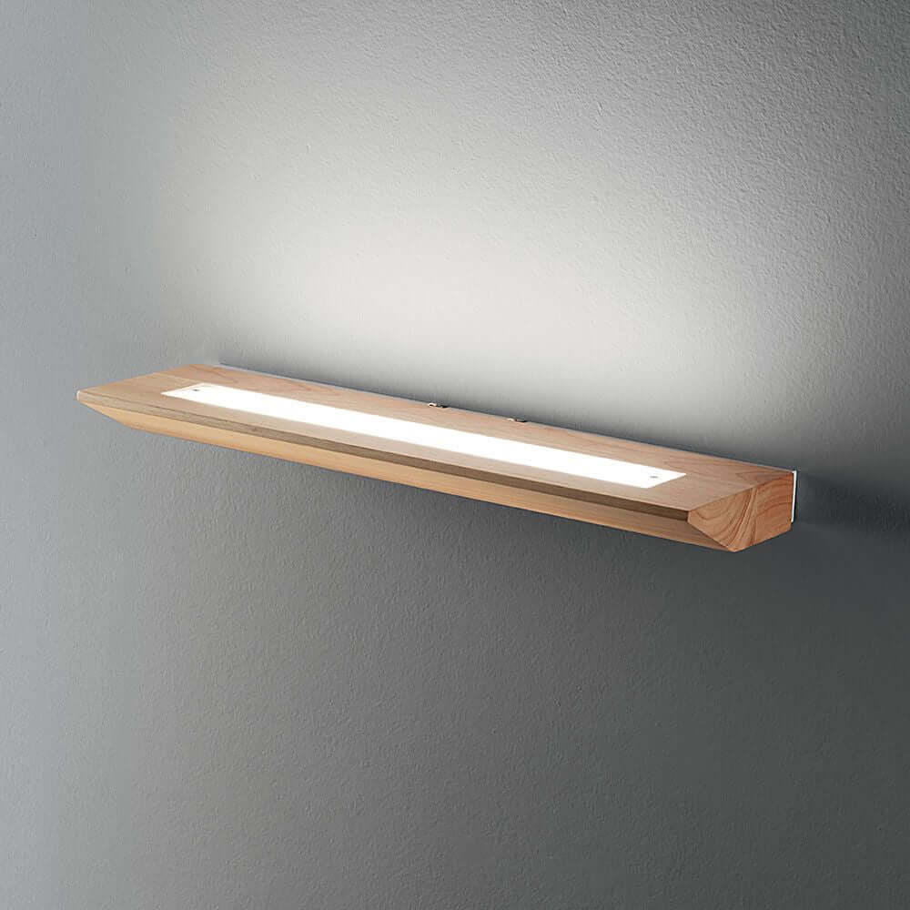 Linus LED Wandleuchte aus Eichenholz an der Wand montiert, modernes Design mit dimmbarem Licht.