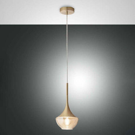 Apollo pendel Ø 20 cm i moderne design, ideel til stilfuld belysning og accenter i stuen.