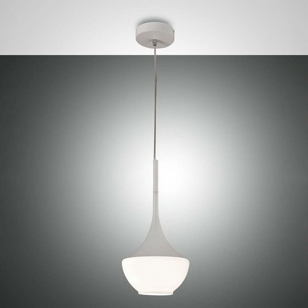 Pendelleuchte Apollo Ø 20cm in modernem Design, elegant und zeitgemäß, ideal für verschiedene Raumarrangements.