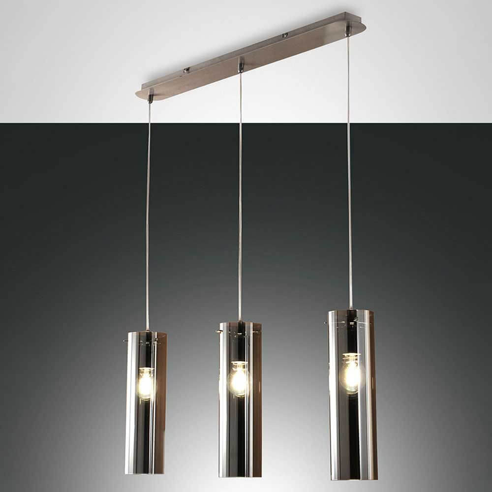 Pendelleuchte Sintesi 3-flammig mit drei hängenden Lichtquellen in modernem Design.