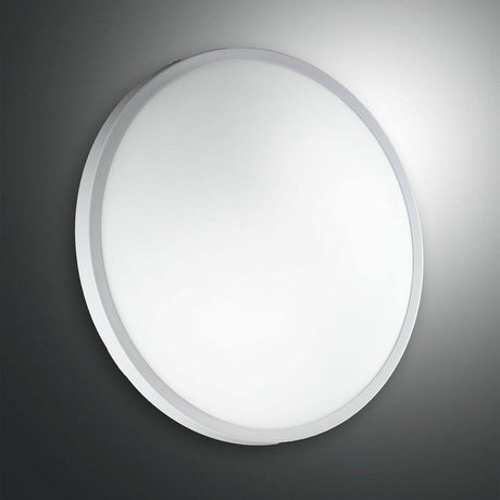 Plaza Deckenlampe aus Metall in modernem Design für stilvolle Raumausleuchtung.