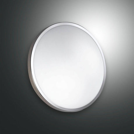 Plaza Deckenlampe aus Metall in eleganter runder Form mit modernem Design, ideal für die Raumbeleuchtung.