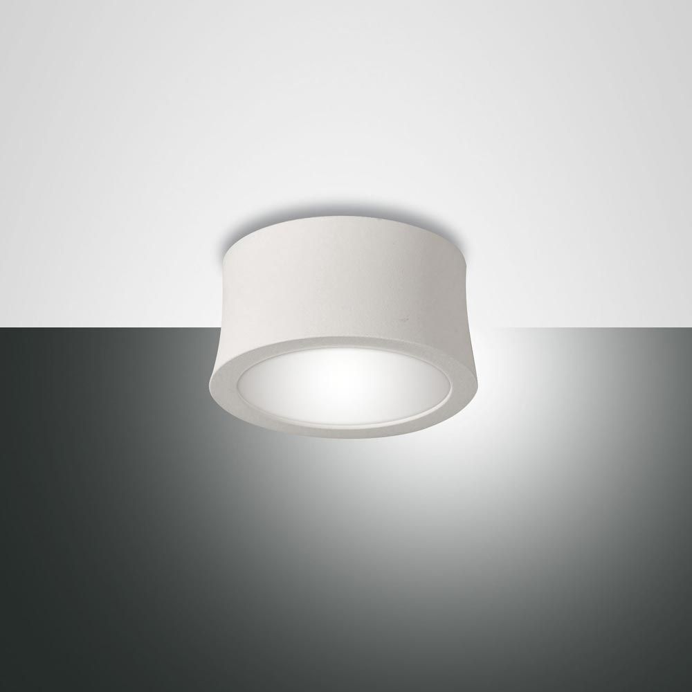 Ponza Spot Weiß, elegante LED-Deckenleuchte mit klarer Form und 630 Lumen Lichtstrom.