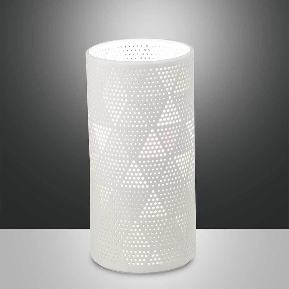 Tischleuchte Micol in Weiß, elegante weiße Lampe mit geometrischem Design.