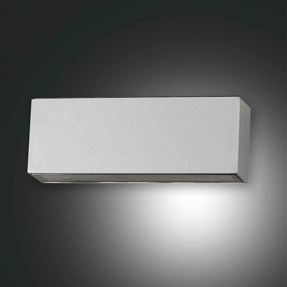 Trigg LED Wandleuchte 2-flammig IP54 in eleganter, grauer Ausführung, geeignet für Innen- und Außenbereiche.