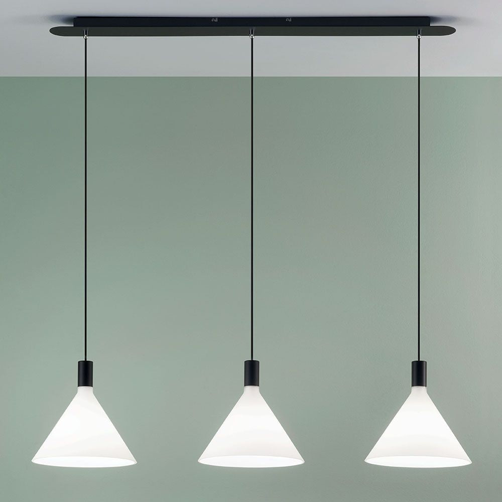 Vincent Pendelleuchte 3-Flammig in Schwarz/Weiß mit trendigem Opalglas-Design.