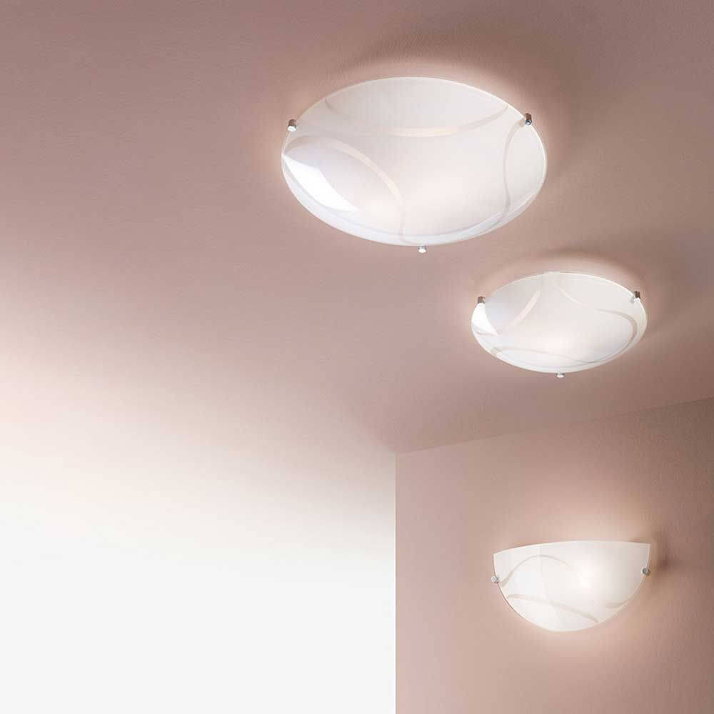 Klassische Deckenleuchte Magma in modernem Design an der Decke, strahlendes Licht für jeden Raum.