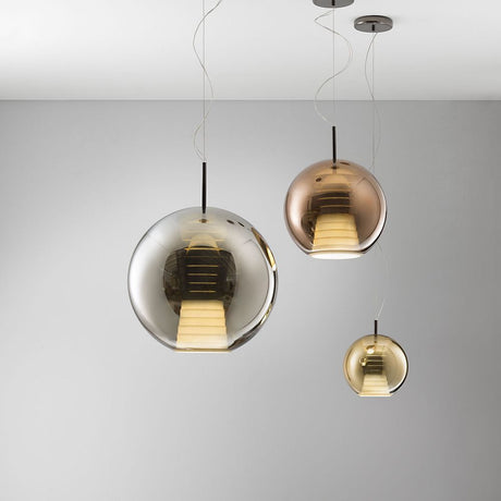 Fabbian Beluga Royal LED pendant light Ø40cm in elegant colors and modern design.