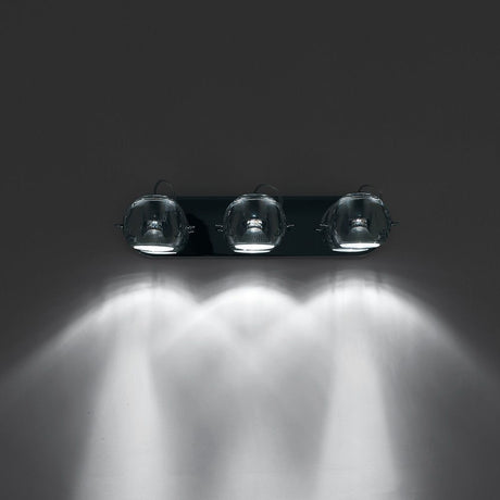 Fabbian Beluga wall and ceiling lamp, 3-light, with clear crystal diffuser and charming light.