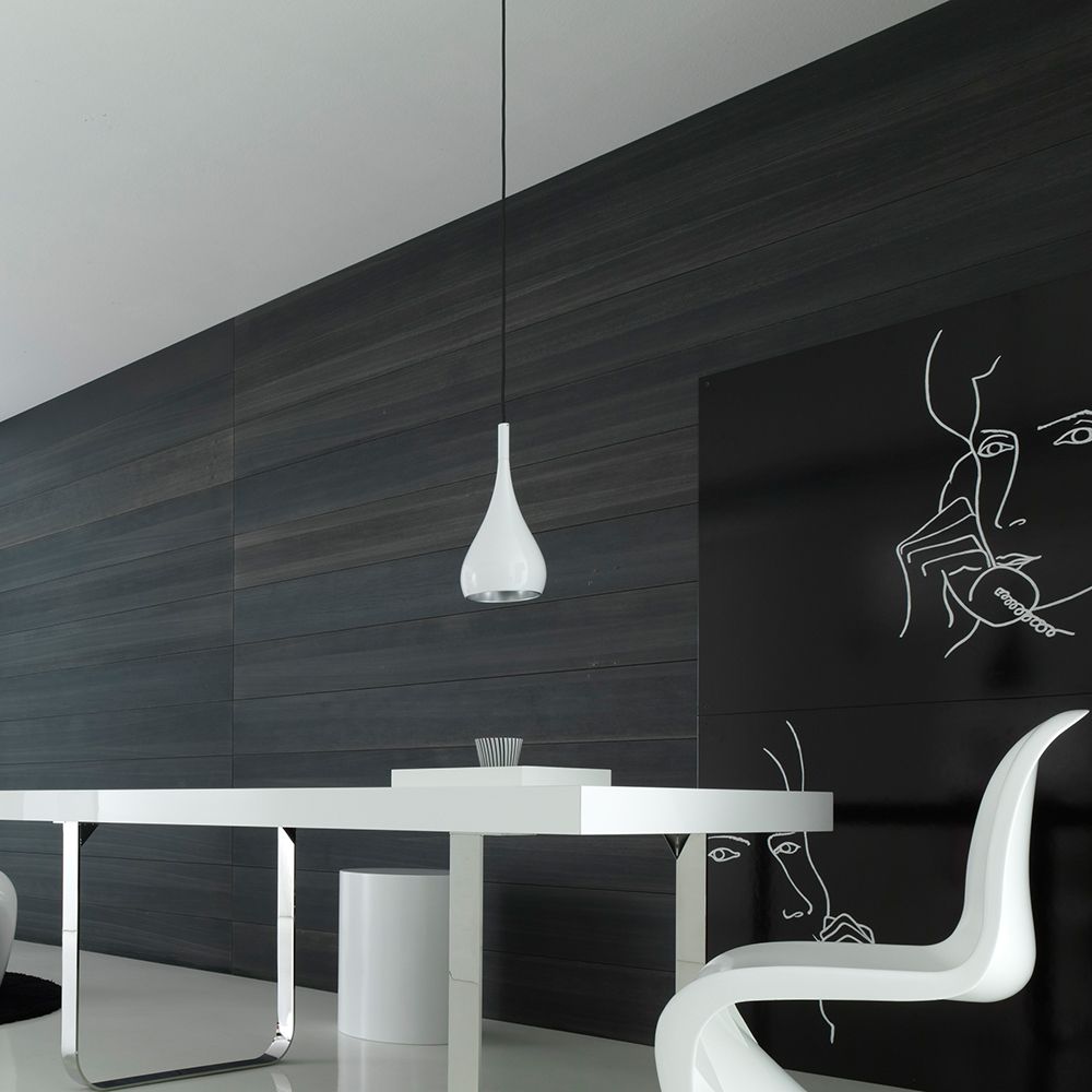 Moderne Fabbian Bijou Hängeleuchte Big E27 in einem eleganten Raum mit minimalistischem Design.