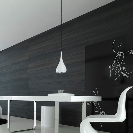 Moderne Fabbian Bijou Hängeleuchte Big E27 in einem eleganten Raum mit minimalistischem Design.