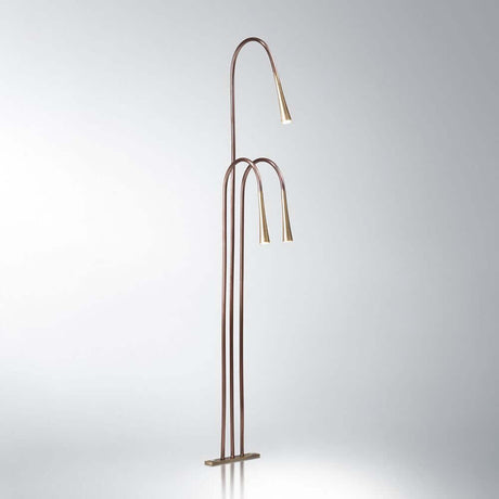 Fabbian Giunco LED-Stehleuchte Canne 3-flammig in elegantem Design mit Messing und brüniertem Kupfer.