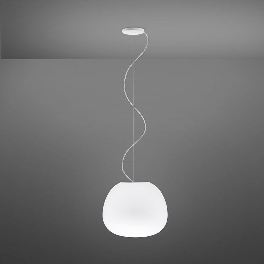 Fabbian Lumi Pendellampe Mochi Medium in modernem Design, ideal für Küche und Wohnzimmer.
