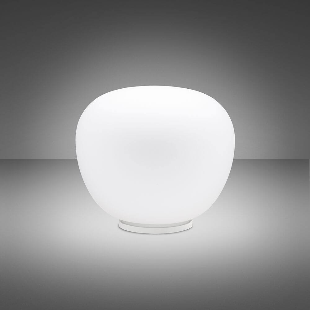Fabbian Lumi Tischleuchte Mochi Medium in klassischem, schlichtem Design, ideal für Schlafzimmer und Wohnzimmer.