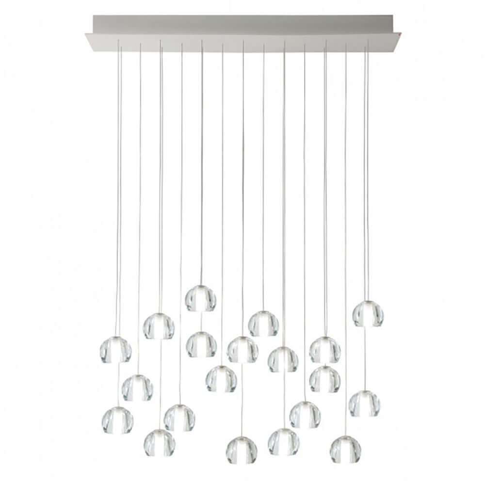 Fabbian Multispot LED-Hängeleuchte Beluga 20-flammig eckig mit klaren Pendelleuchten und silberner Deckenplatte.