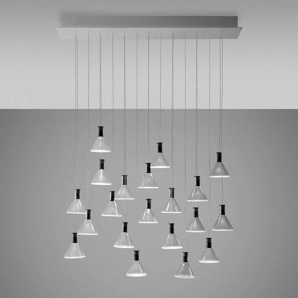 Fabbian Multispot LED-Hängeleuchte Polair 20-flammig eckig mit transparenten und sandgestrahlten Glasdiffusoren.