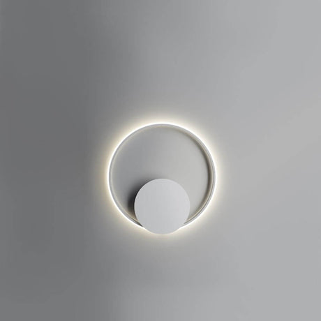 Fabbian Olympic LED-Wandleuchte Ø 62,6cm mit modernem, kreisförmigem Design und LED-Beleuchtung.