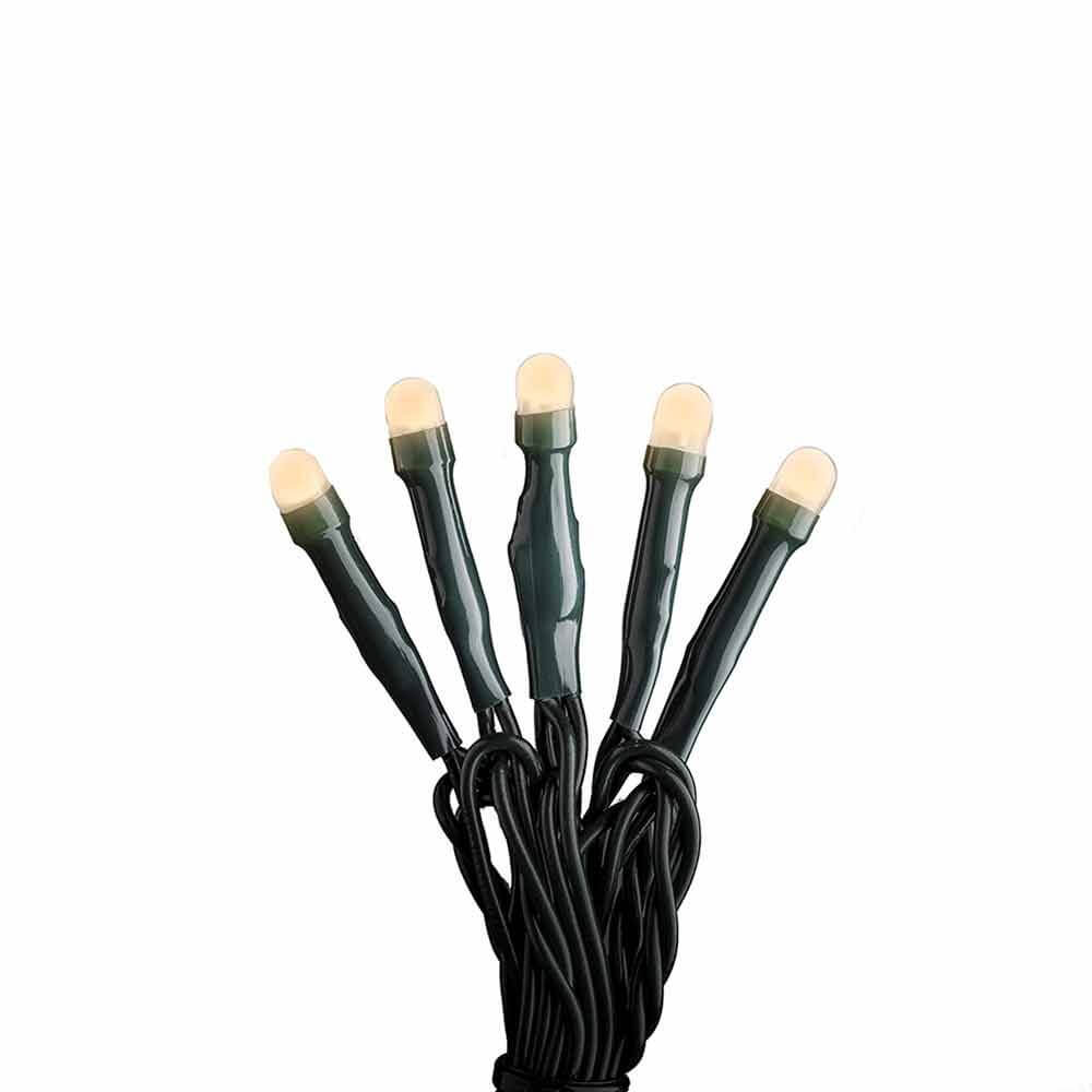 Feierliche LED Lichterkette IP20 mit warmen, weißen Lichtern und grünem Kabel.