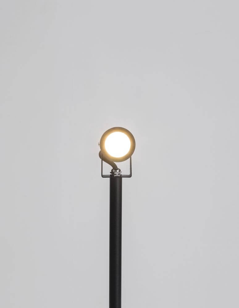 Fend LED Außenwandleuchte Poller 3000K Schwarz IP65 - moderne Pollerleuchte mit ausrichtbarem Licht.