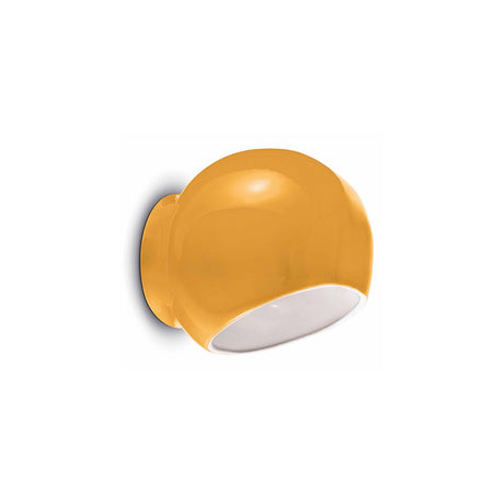 Ferroluce Ayrton Wandleuchte 21cm in leuchtendem Gelb, modernes Design für stilvolle Innenräume.