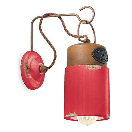 Ferroluce Industrial Wandlampe in roter Keramik mit Metallbeschlägen für stilvolle Wohnräume.