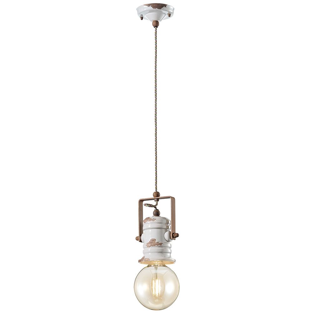 Ferroluce Urban Hängeleuchte im klassischen Design, ideal für jeden Wohnbereich.