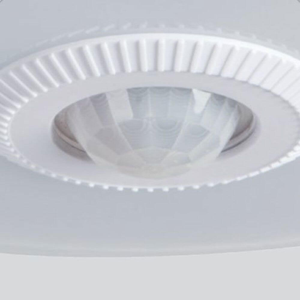Fogler Sensor LED Deckenleuchte Ø 29cm 800lm Weiß - Nahaufnahme des Bewegungssensors.