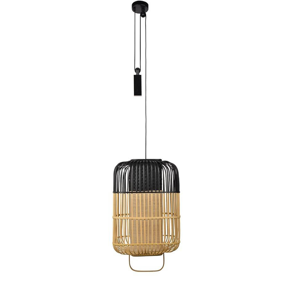 Forestier Pendelleuchte Bamboo Square mit elegantem Bambusdesign und modernem Schwarz.