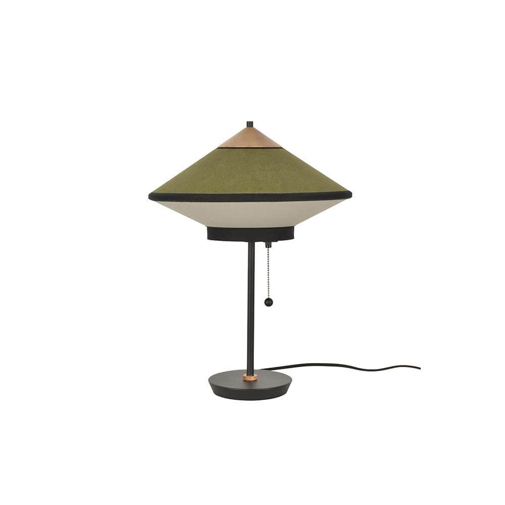 Forestier Tischlampe Cymbal mit Zugkabel in grün und schwarz, elegantes Design von Jette Scheib.