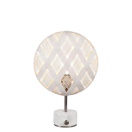 Forestier Tischleuchte Chanpen Diamond mit hexagonalem Muster und Drehdimmer auf marmoriertem Fuß.
