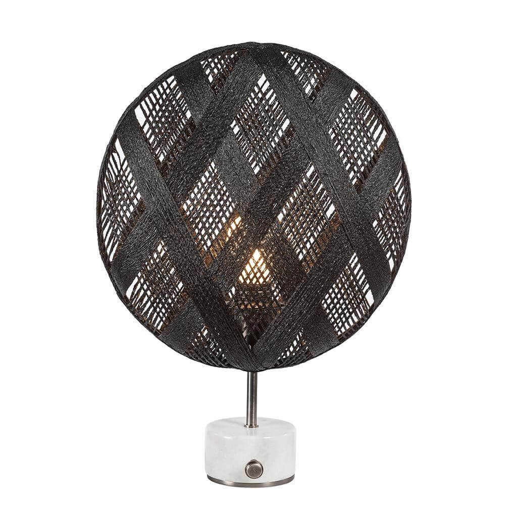 Forestier Tischleuchte Chanpen Diamond mit rundem Schirm und Drehdimmer auf weißem Fuß.