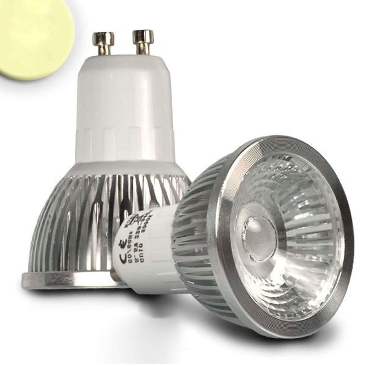 GU10 LED Strahler 5,5W COB 38° Warmweiß Dimmbar auf weißem Hintergrund mit Fokus auf Lampendesign.