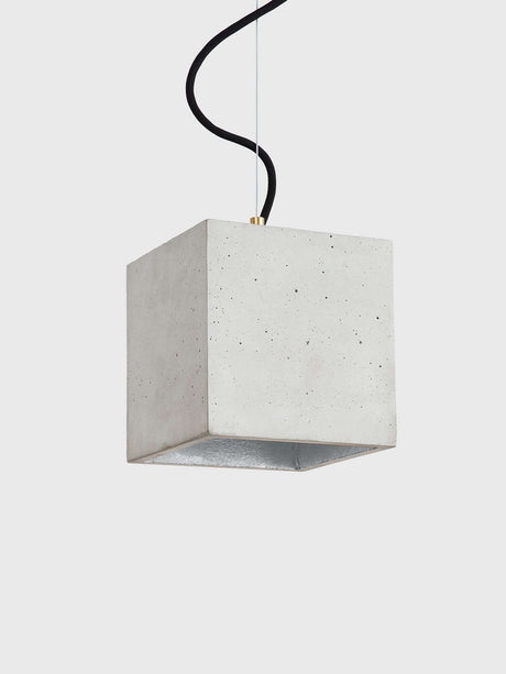Gantlights B5 Beton Hängeleuchte in kubischem Design mit hellem Beton und schwarzem Kabel.