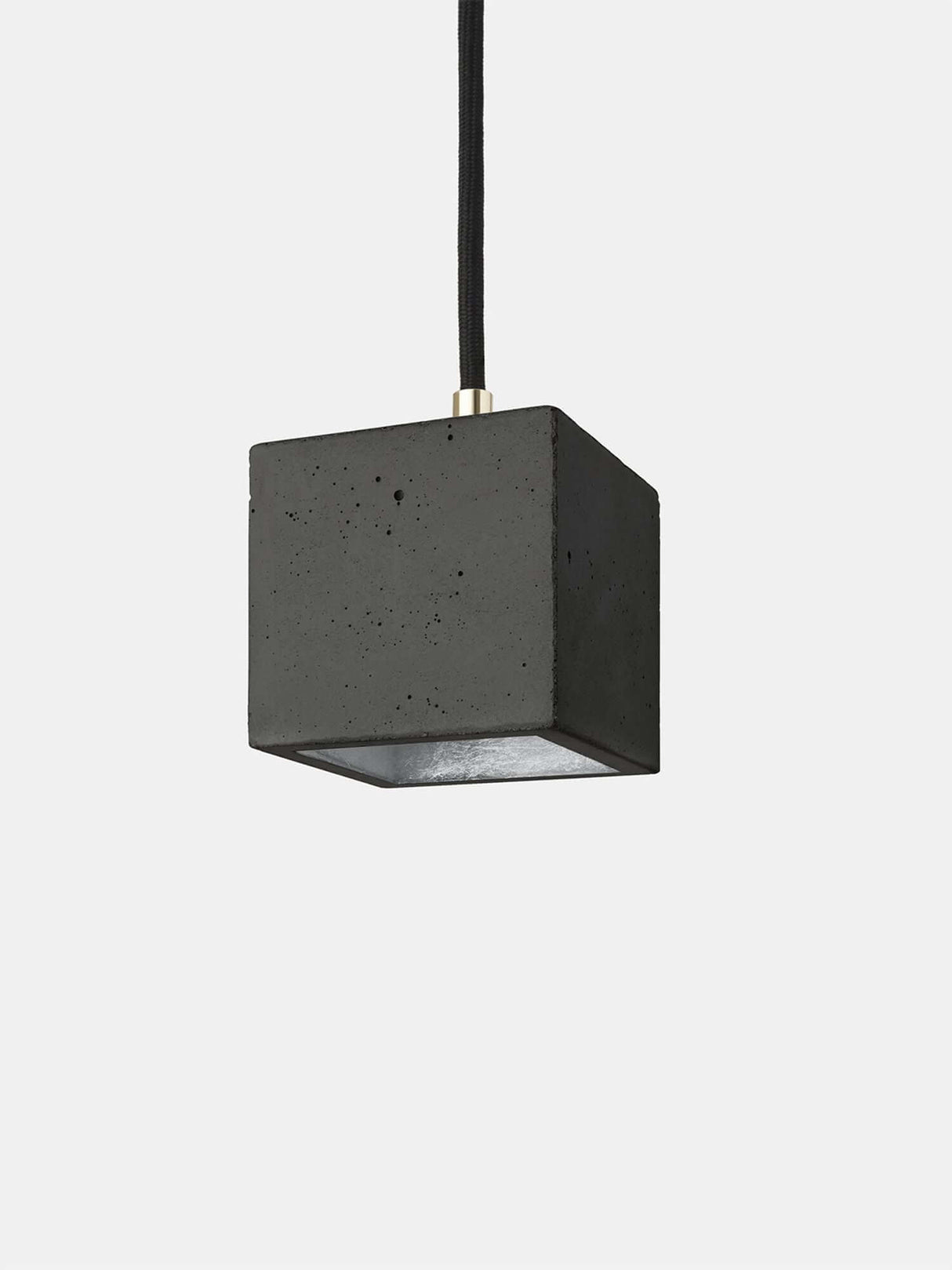 Gantlights B6 Hängelampe Beton, minimalistische Pendelleuchte aus Beton, ideal für moderne Wohnkonzepte.
