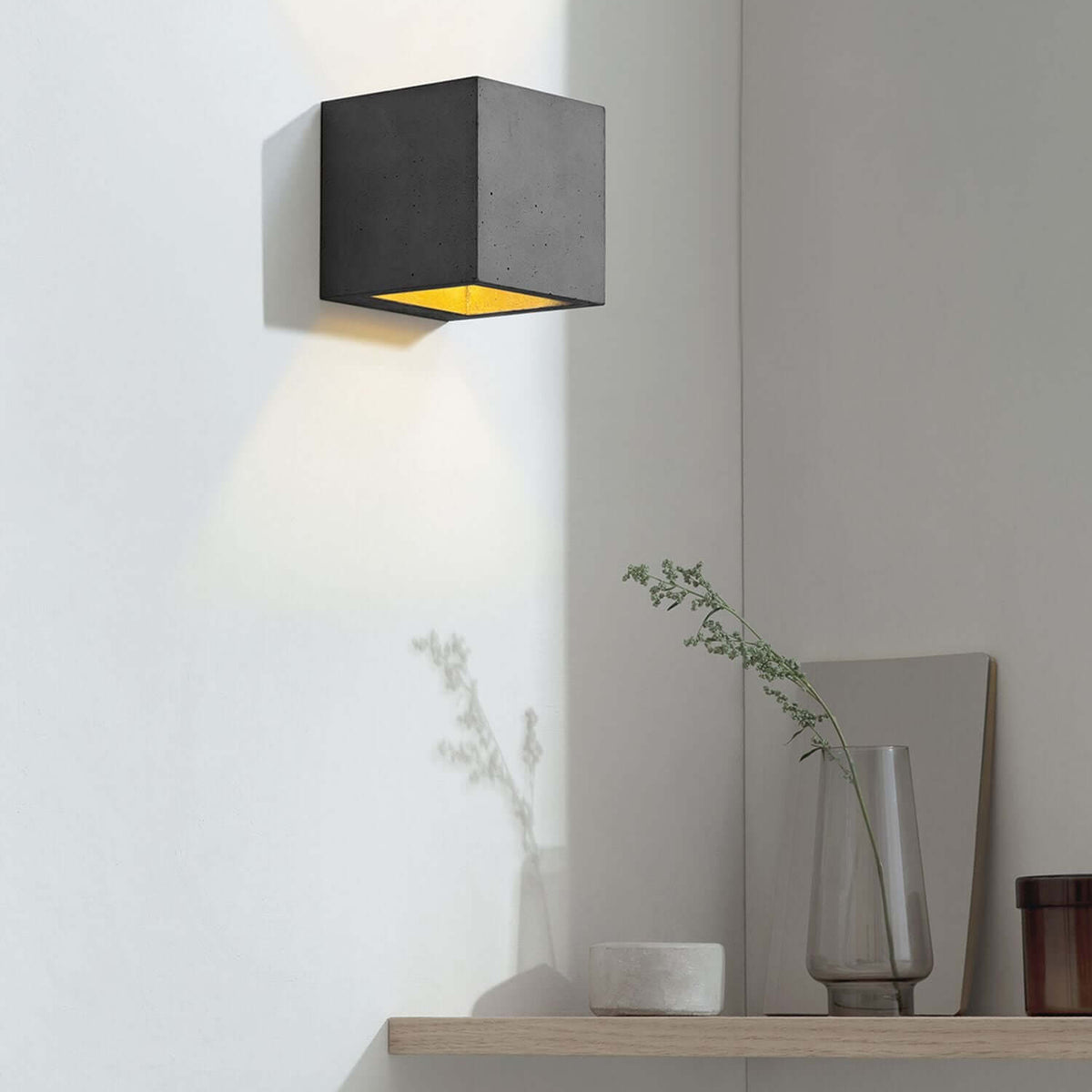 Hofstein Wandleuchte Up&down – Grünes Design Für Flur, Küche, Wohnzimmer – Modern