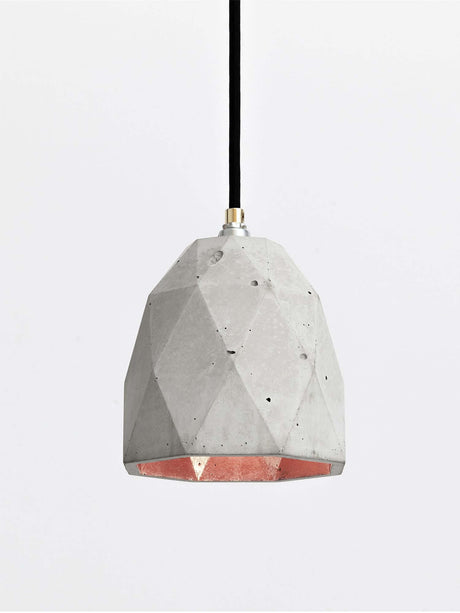 Gantlights T1 Pendelleuchte Beton aus robustem Beton mit kupferner Innenbeschichtung.