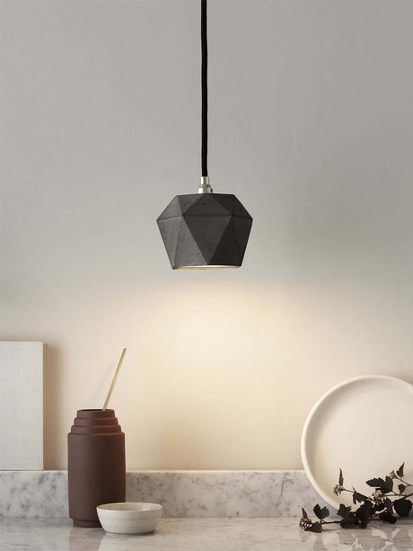 Gantlights T2 Hängelampe Beton dimmbar – minimalistische Pendelleuchte aus handgegossenem Beton.