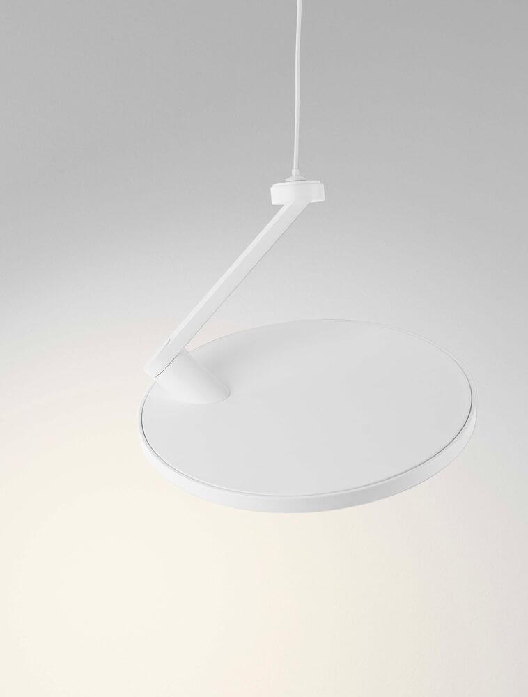 Gea Pendelleuchte Ø 20cm 3000K in modernem Design, elegante weiße Lampenschirm für stilvolle Beleuchtung.