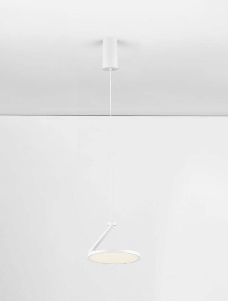 Gea Pendelleuchte Ø 20cm 3000K in modernem Design, ideal für stilvolle Innenräume.