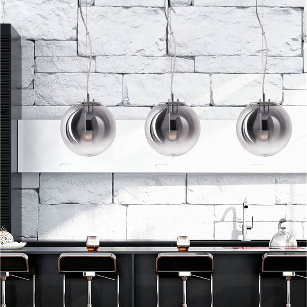 Glas Hängekugel Arabela Ø 20cm Rauchglas - moderne Lichtlösung in der Küche mit elegantem Design.