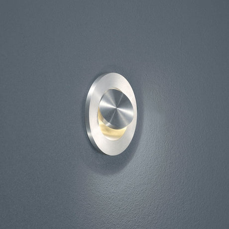 LED-takinnbyggingsspot Onto Alu-Matt på veggen for stilfull belysning innendørs.