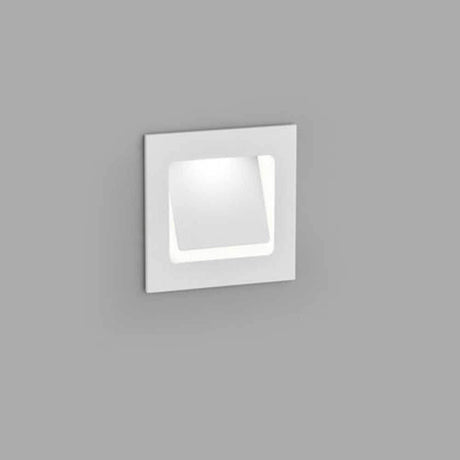LED Wandeinbaustrahler Sent schwenkbar Weiß auf grauem Hintergrund, mit modernen Design und warmweißem Licht.