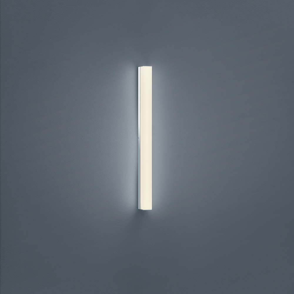 LED Spiegellampe Lado 60cm 1040lm Chrom Warmweiß an grauer Wand montiert
