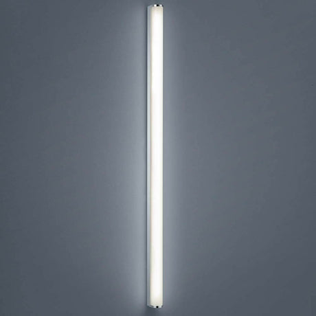 LED Wandleuchte Ponto Chrom an einer Wand, modernes und elegantes Design für Ihre Beleuchtung.