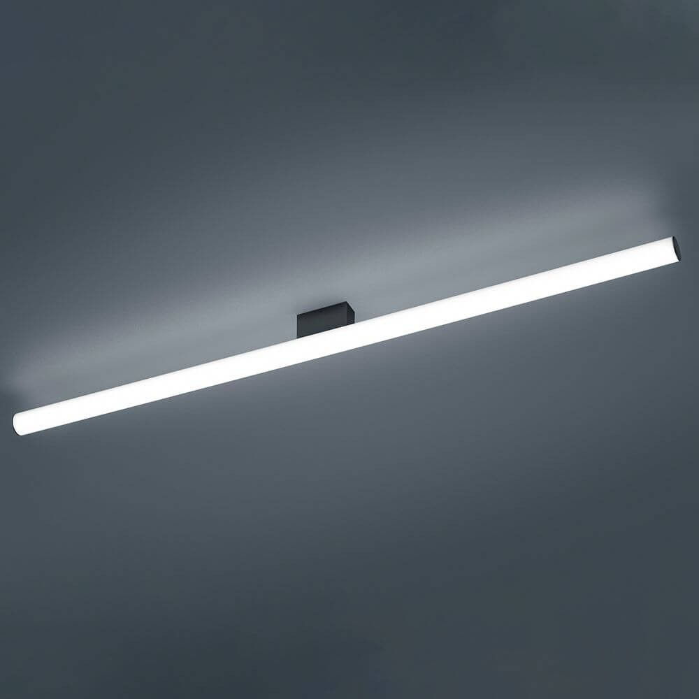 LED Wandleuchte Loom IP44 in Schwarz, ideal für Badezimmerbeleuchtung mit angenehmer Lichtverteilung.