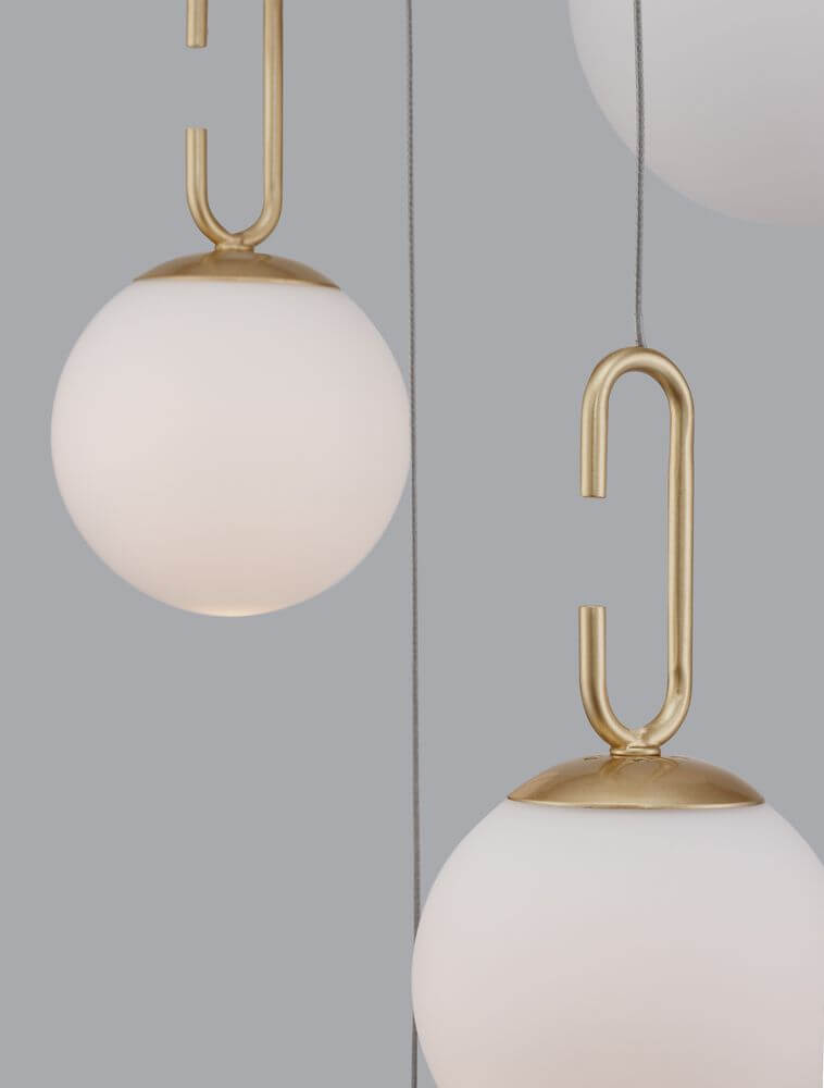 Hook LED Pendelleuchte 5-flammig Ø 42cm 3000K Gold-Gebürstet, Weiß - Moderne hängende Leuchten mit Glas und Metall.