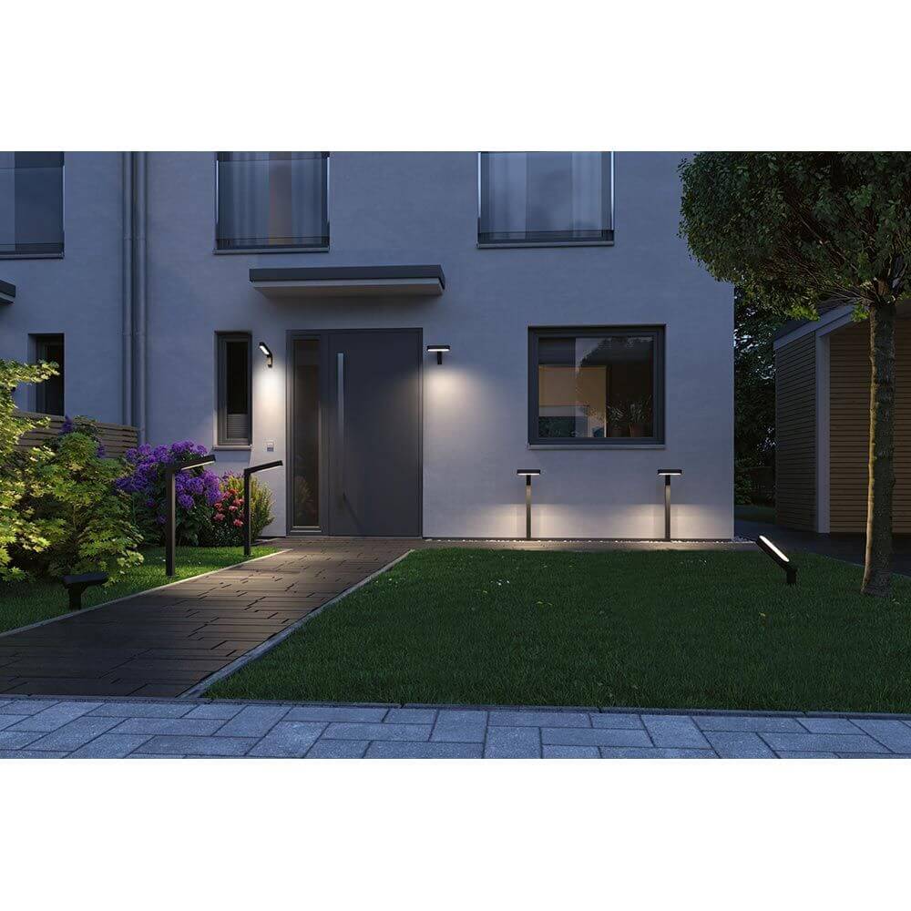House LED Außenwandleuchte Ito Bewegungssensor Vertikal an Hauswand, modernes Metallgehäuse, asymmetrische Lichtverteilung, IP44-Außeneinsatz